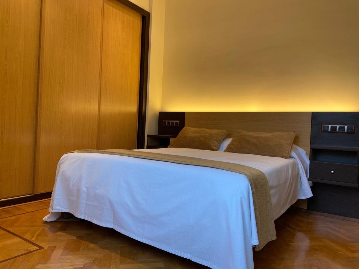 Hotel Asador Arriarte เอบาร์ ภายนอก รูปภาพ