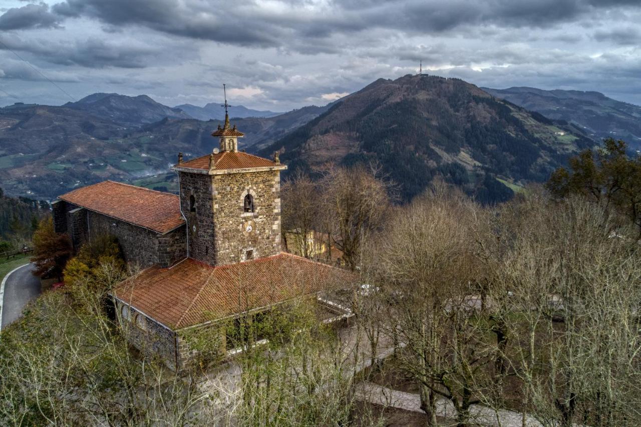 Hotel Asador Arriarte เอบาร์ ภายนอก รูปภาพ