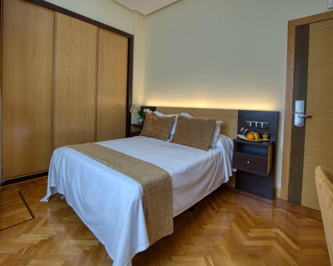 Hotel Asador Arriarte เอบาร์ ภายนอก รูปภาพ